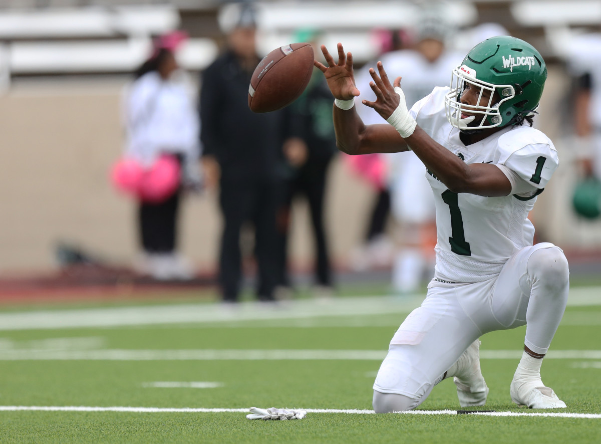 Kennedale Fort Worth Western Hills Texas football 102922 Brian McLean 27